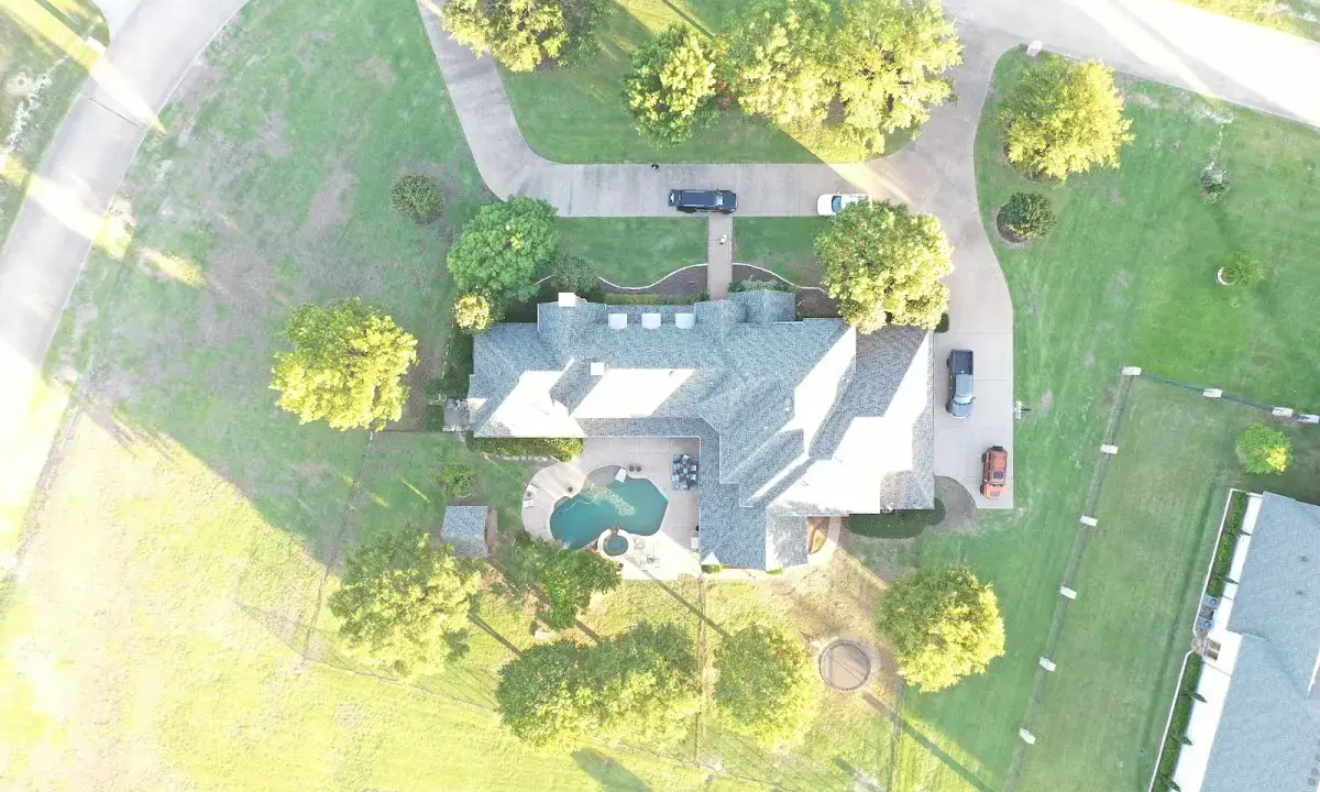 New shingle roof installation on a home in Saginaw